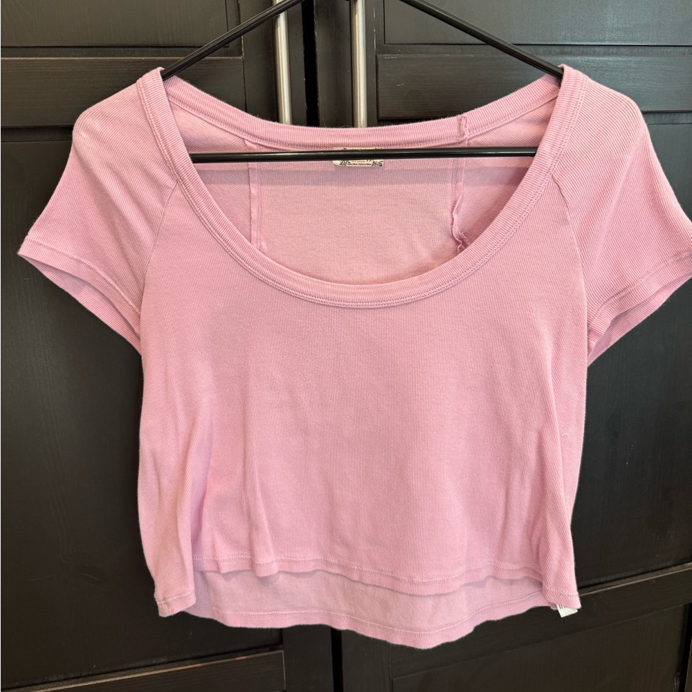 Free People light pink baby tee ribbed. Size small